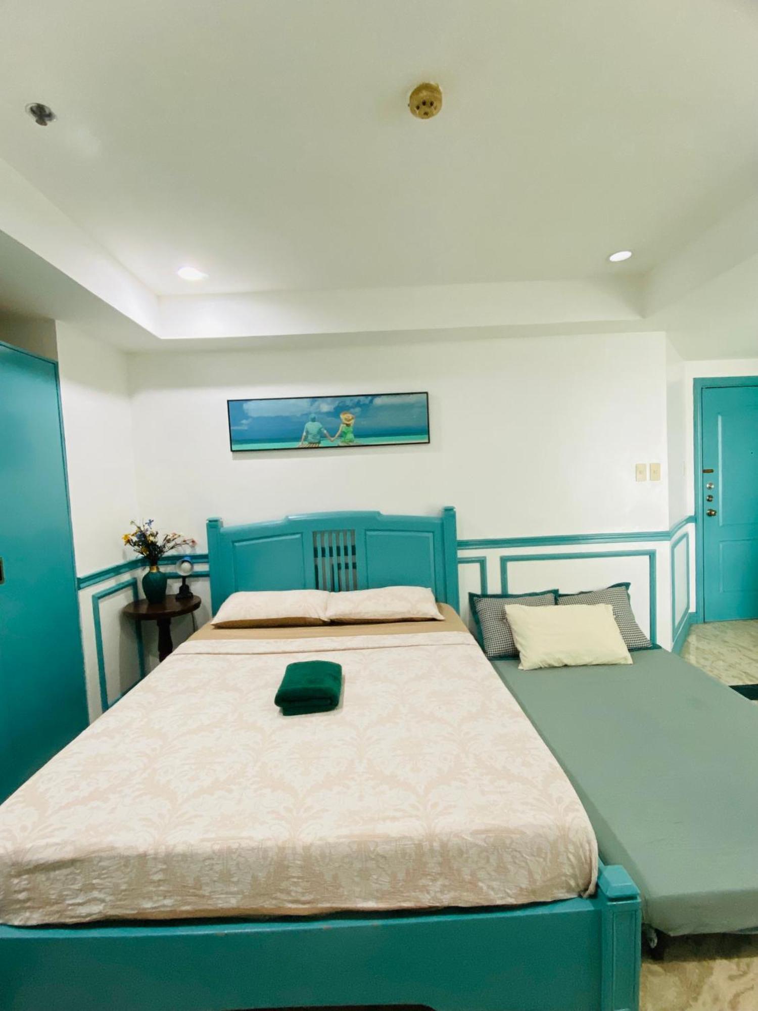 Aparthotel Baywatch Tower Malate *