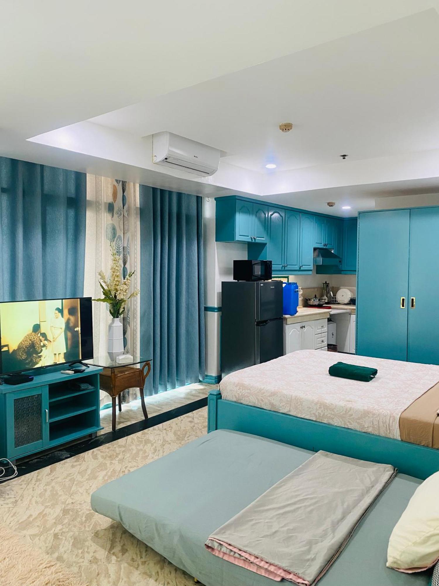 Baywatch Tower Malate Aparthotel Manila
